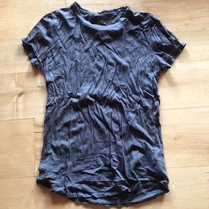 Grey GAP T-shirt